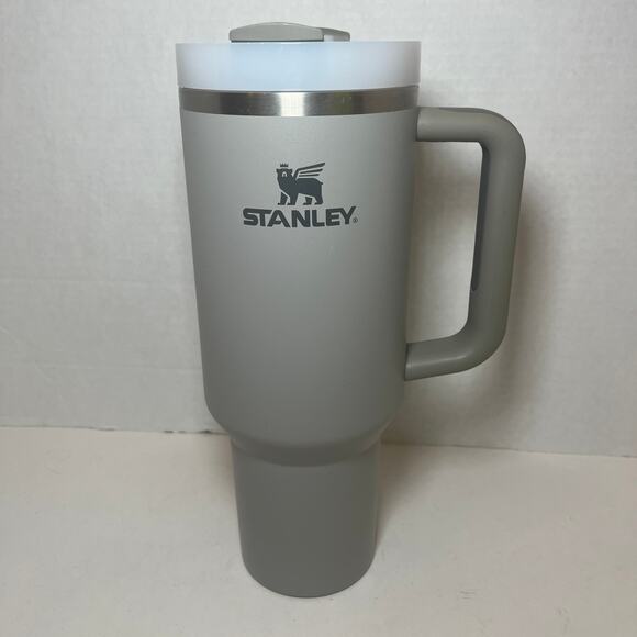 Stanley The Quencher H2.0 Flowstate Tumbler 40oz Stone Gray Water Bottle - Picture 1 of 7